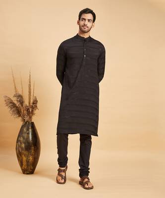 Black Stygian Basik Kurta Set 4