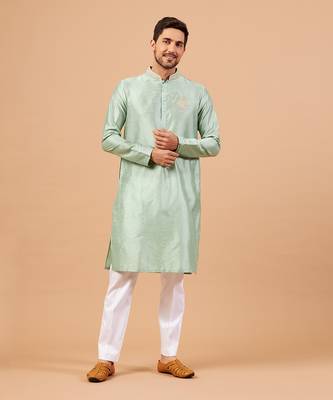 Amil Traditional Embroidered Pastel Green Kurta Set 1