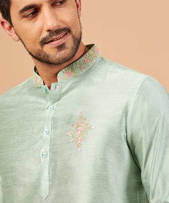 Amil Traditional Embroidered Pastel Green Kurta Set 4