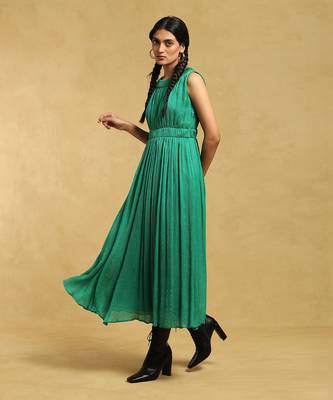 RITU KUMAR Green Crinkled Long Dress With Cinched Waist 2