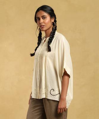 RITU KUMAR Off White Button-Down Pleated Cotton Kurti 2