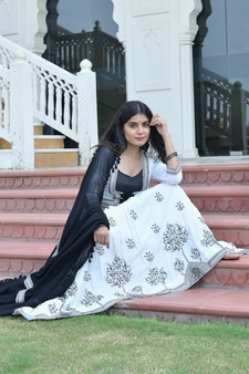 INARA WHITE-BLACK EMBROIDERED LEHENGA