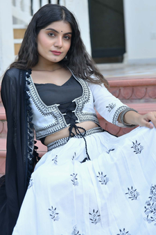 INARA WHITE-BLACK EMBROIDERED LEHENGA