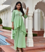 AARNA EMBROIDERED SUIT SET