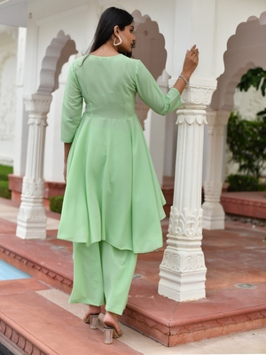 AARNA EMBROIDERED SUIT SET 3