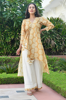 TAKSHVI ASYMMETRICAL SUIT SET