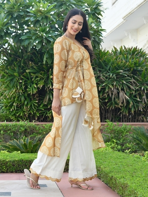 TAKSHVI ASYMMETRICAL SUIT SET 5