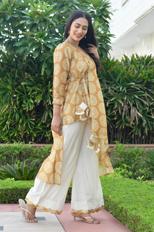 TAKSHVI ASYMMETRICAL SUIT SET