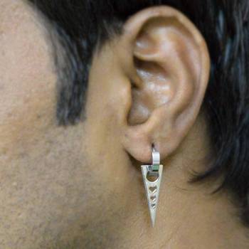 Dangling Triangle with Hearts Single Hoop Earring for Men - Silver 2