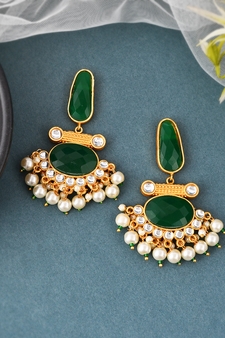 Gold earrings
