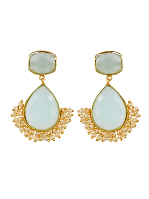 Gold earrings 4