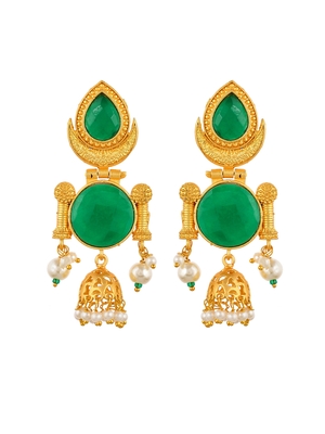 Gold earrings 3