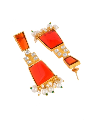 Gold earrings 4