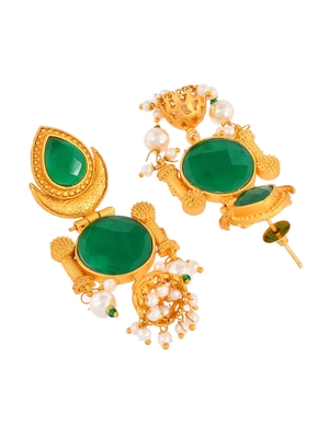 Gold earrings 4