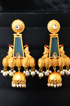 Gold earrings