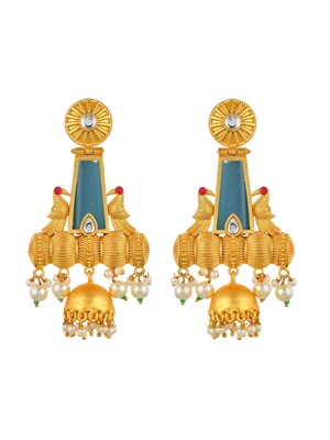 Gold earrings 4
