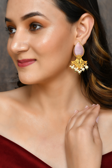 Gold earrings