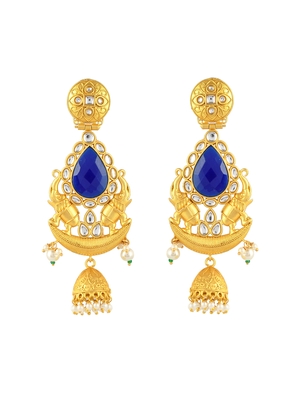 Gold earrings 4