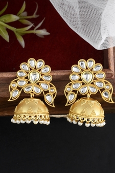 Gold earrings