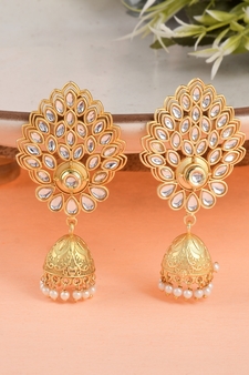 Gold earrings