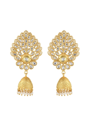Gold earrings 3