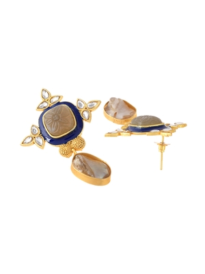 Gold earrings 3