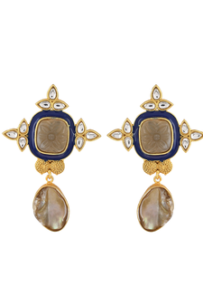 Gold earrings