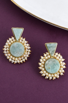 Gold earrings