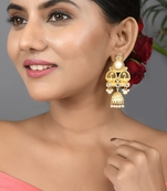 Gold earrings