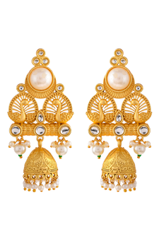 Gold earrings