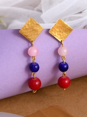 Gold earrings 1
