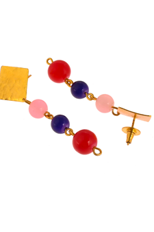 Gold earrings