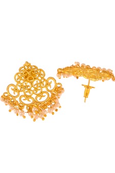 Gold earrings