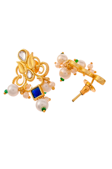 Gold earrings