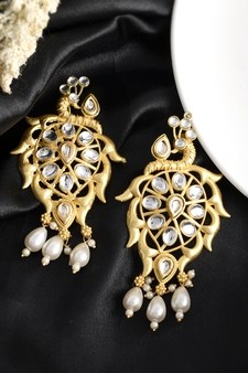 Gold earrings