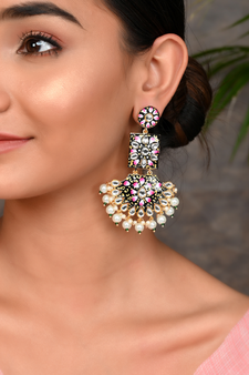 Gold earrings