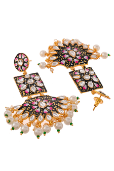 Gold earrings