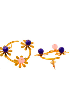 Gold earrings