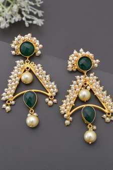 Gold earrings