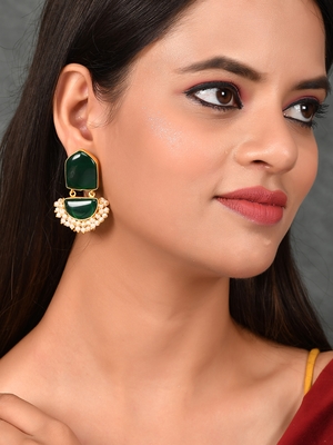 Green earrings 2