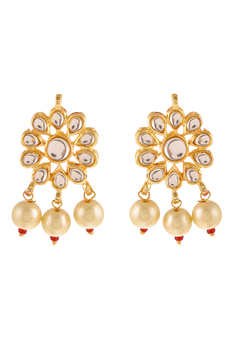 Gold earrings