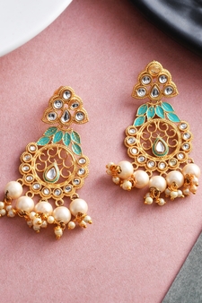 Gold earrings