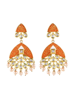 Gold earrings 3