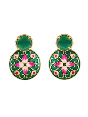 Gold earrings 3