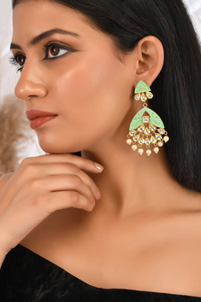 Gold earrings