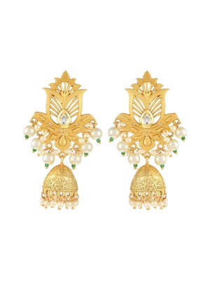 Gold earrings 1