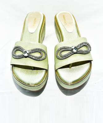 Chicaa Sea Green Heels 3