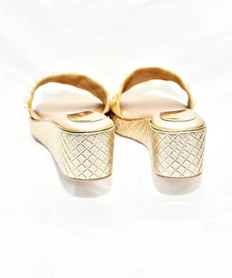 Stink Gold Heels 2
