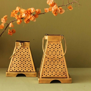 Trinity Craft Iron Antique Painted Minnar Tea Light Lantern Set Of 2 | Table Decor | Wall Decor | Table Home Showpiece 1
