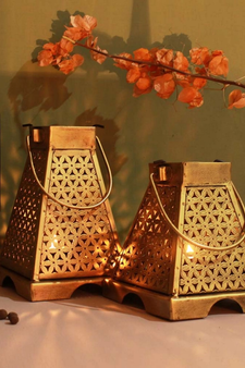 Trinity Craft Iron Antique Painted Minnar Tea Light Lantern Set Of 2 | Table Decor | Wall Decor | Table Home Showpiece